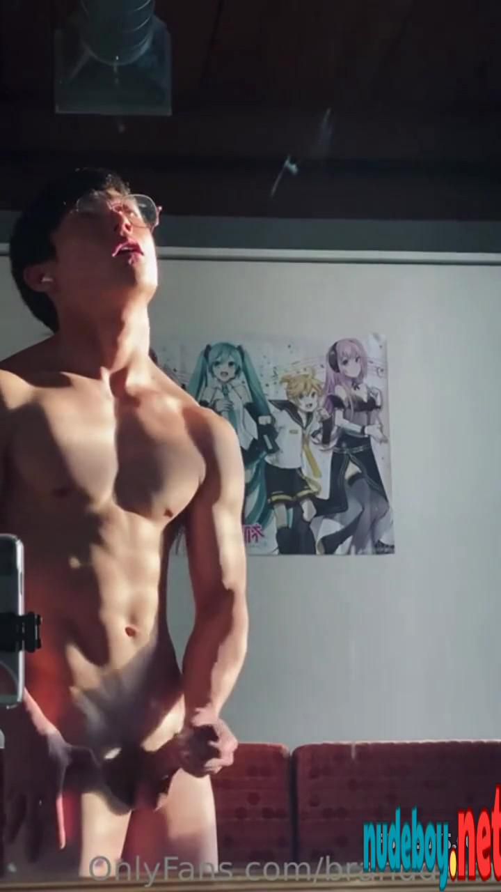 ricky76727196 - Handsome young Korean men are masturbating